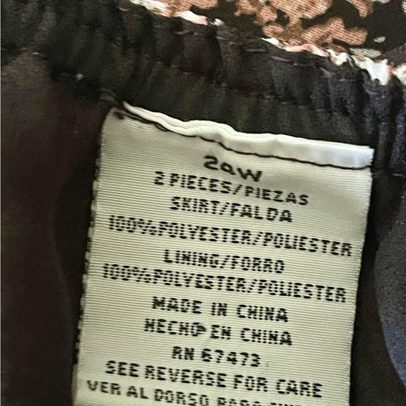 Vintage Danny & Nicole Floral Top and Skirt Set Size 24W - Picture 9 of 10